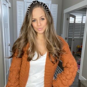 Meet your Posher, Holly